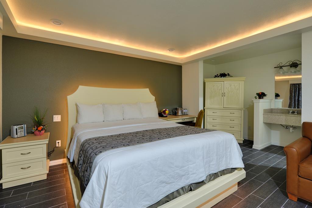 Romantic Inn & Suites Dallas Rom bilde