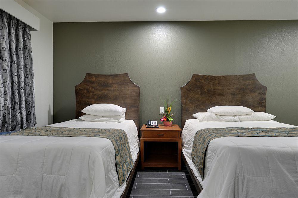Romantic Inn & Suites Dallas Eksteriør bilde
