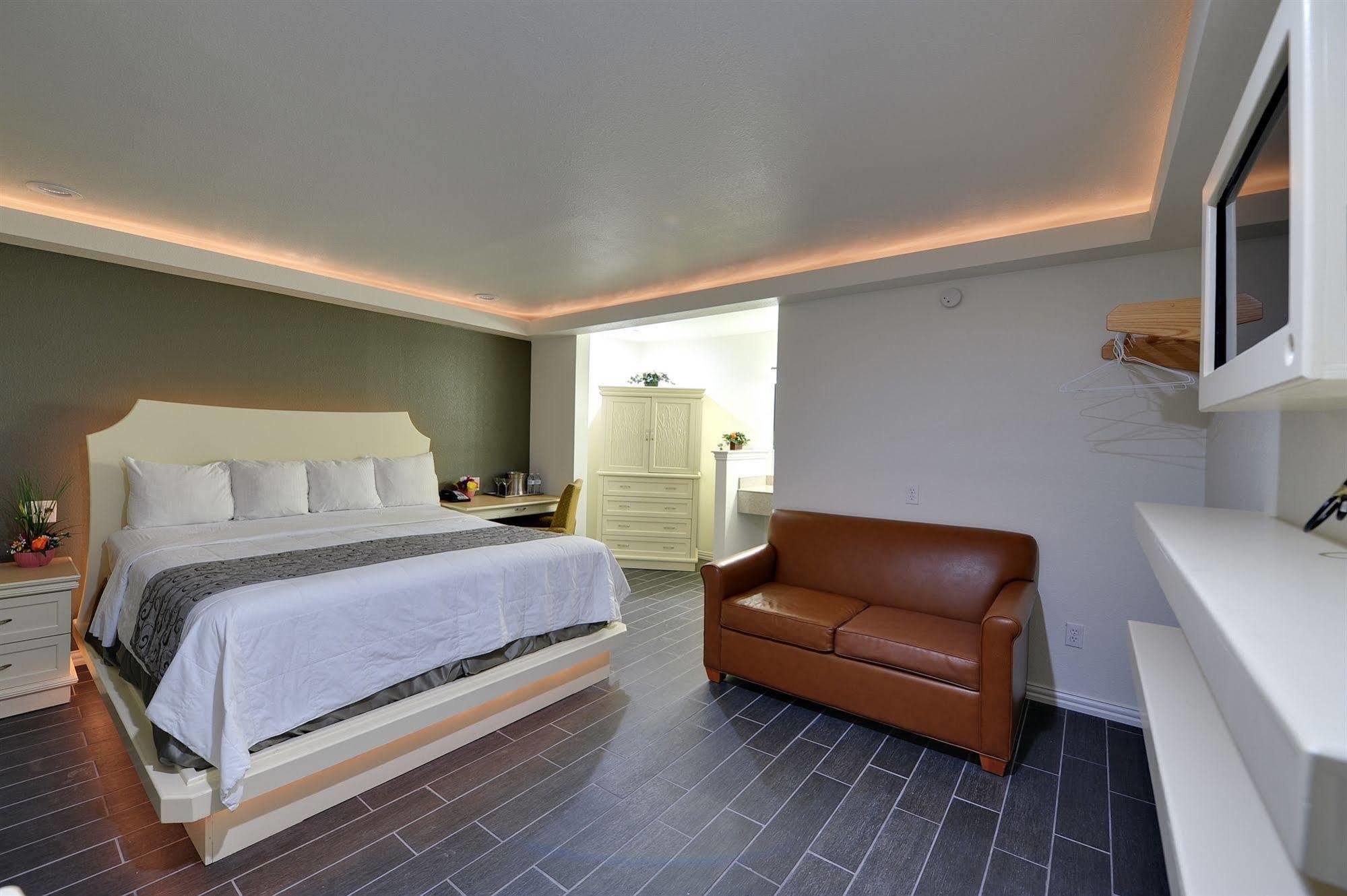 Romantic Inn & Suites Dallas Eksteriør bilde