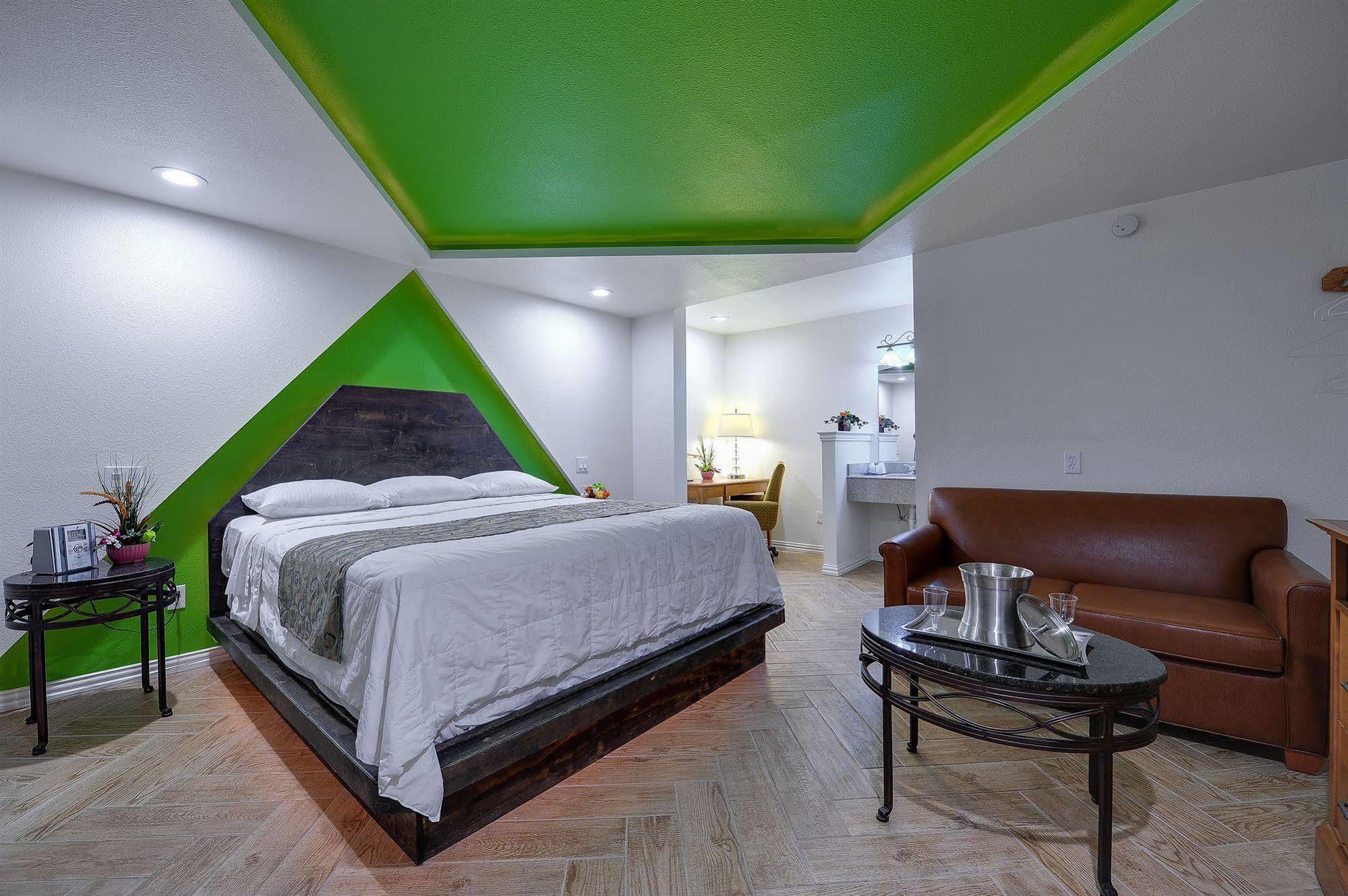 Romantic Inn & Suites Dallas Eksteriør bilde