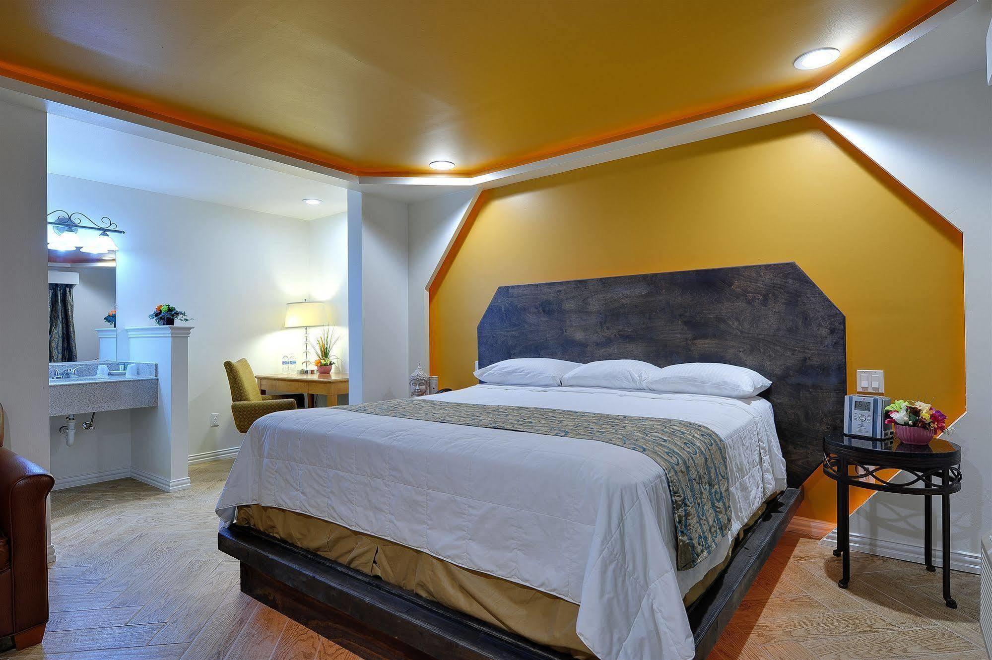 Romantic Inn & Suites Dallas Eksteriør bilde