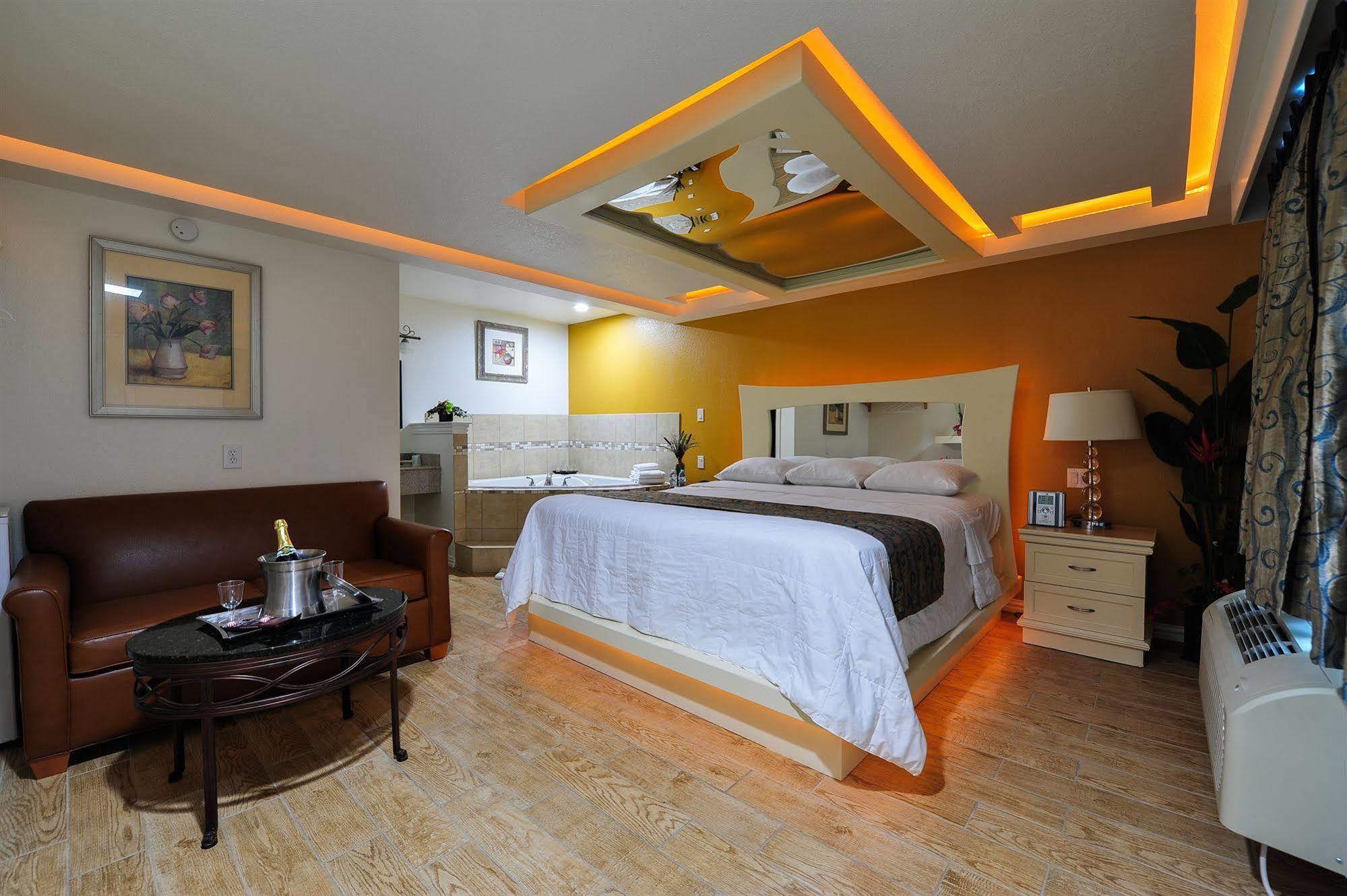 Romantic Inn & Suites Dallas Eksteriør bilde