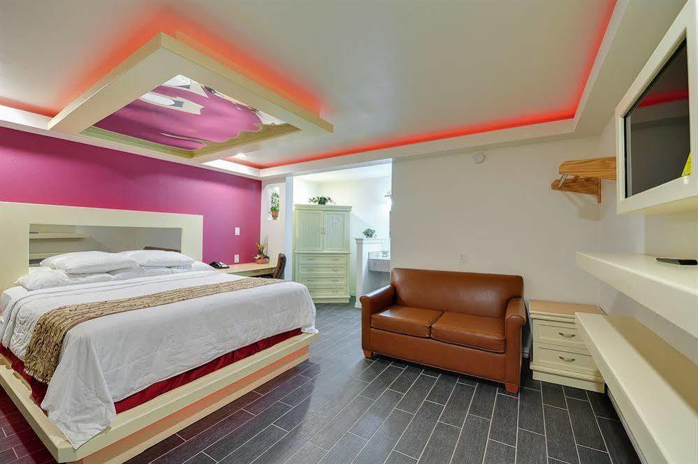 Romantic Inn & Suites Dallas Eksteriør bilde